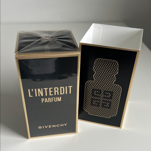 Givenchy L'Interdit - Picture 4 of 7